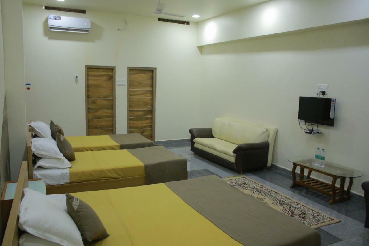 Krishna Villa Badami Extérieur photo
